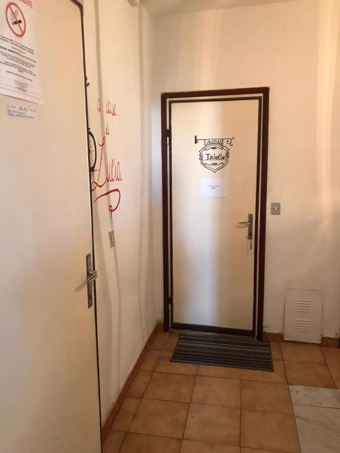 לינה וארוחת בוקר פיזה A Casa Di Lucia מראה חיצוני תמונה